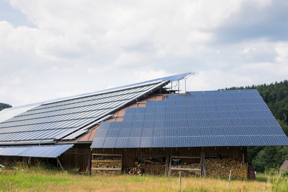 Hangar photovoltaïque gratuit  comment se faire financer