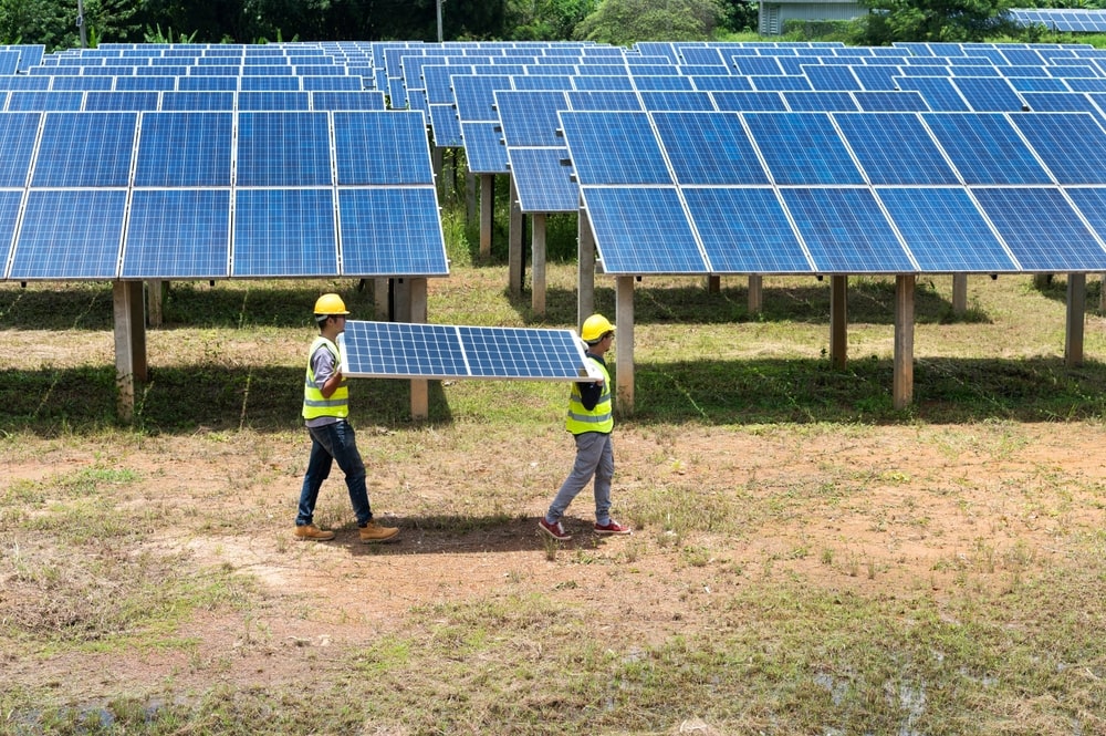 Les avantages de la centrale solaire hybride