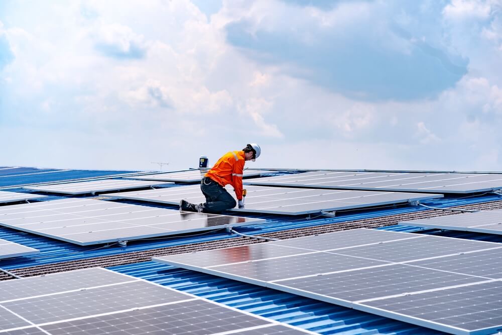 Installation de panneaux solaires