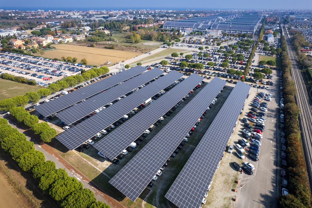 Quelles sont les réglementations à respecter pour l'installation d'ombrières de parking ?